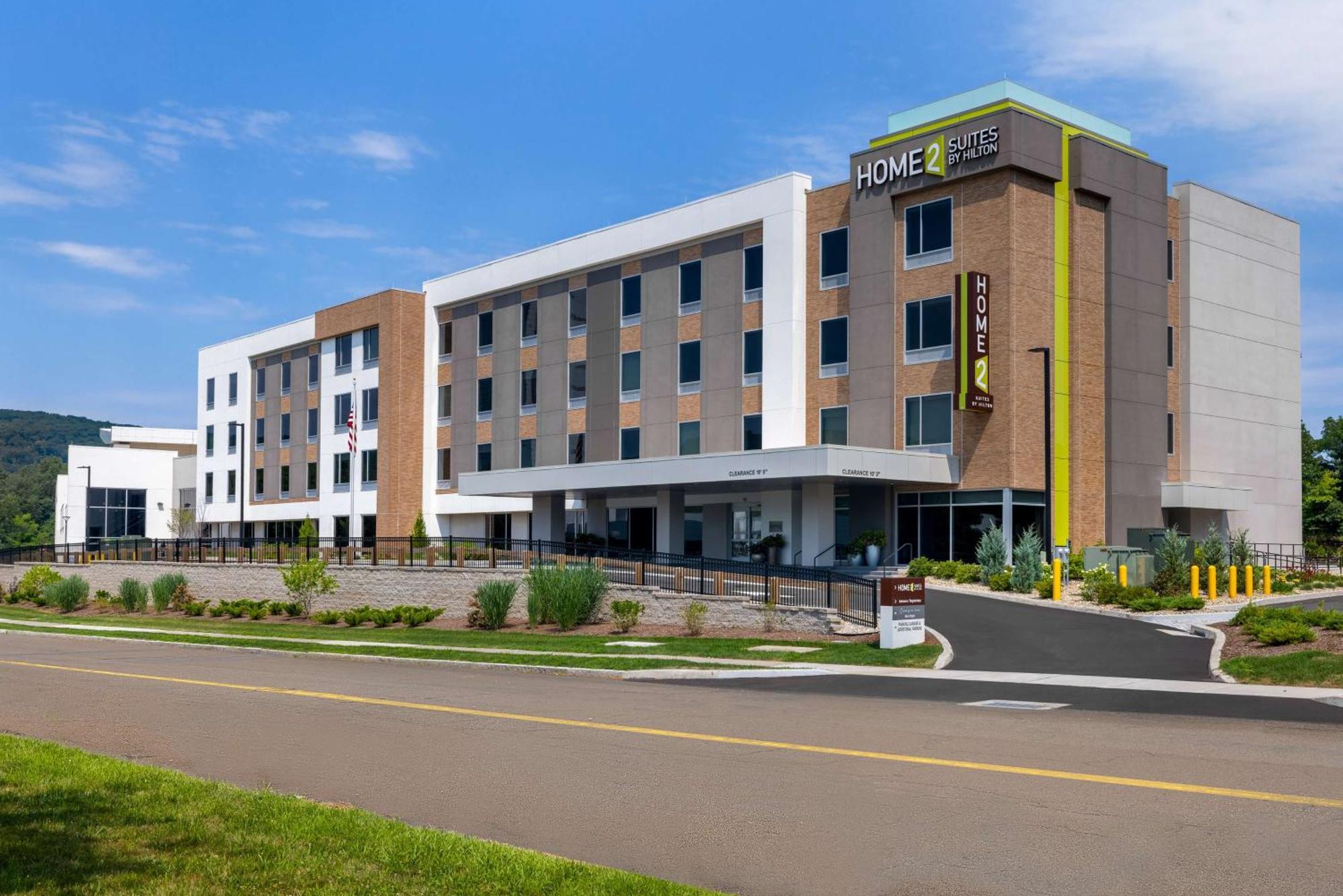 Home2 Suites By Hilton Bristol Exterior photo